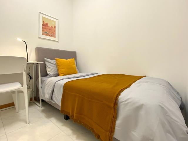 Room for rent