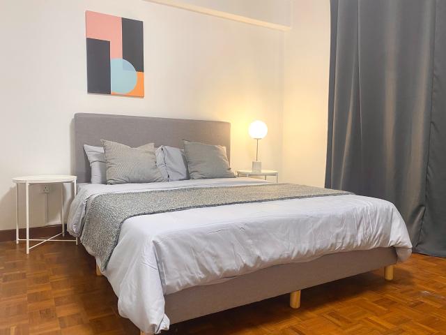 Room for rent in Ulu Pandan