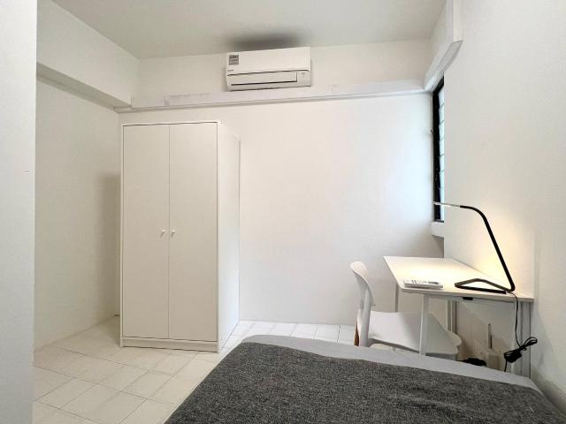 Room for rent in Ulu Pandan