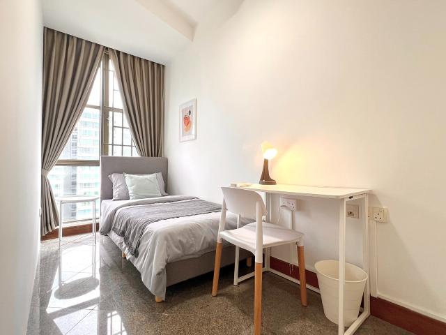 Room for rent in 05 South West