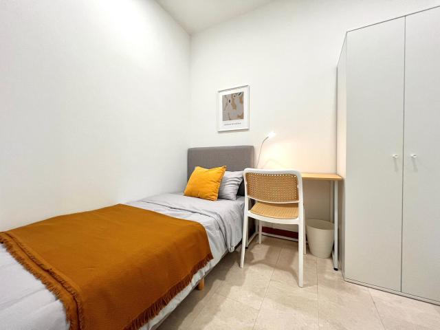 Room for rent