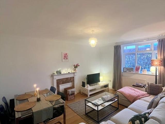 Room for rent in Stockwell, Greater London