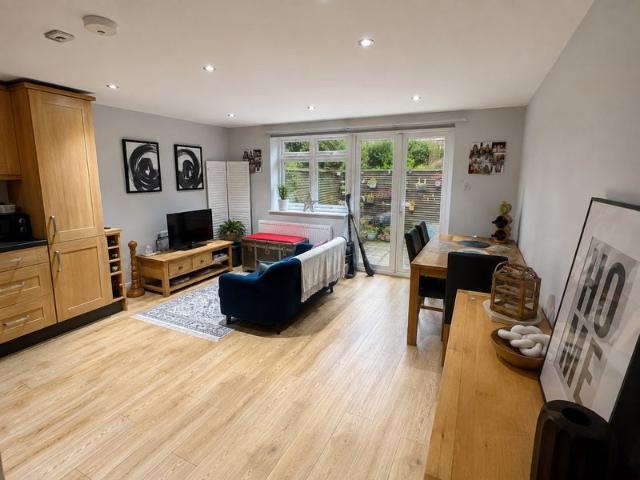 Room for rent in London Borough of Ealing, Greater London