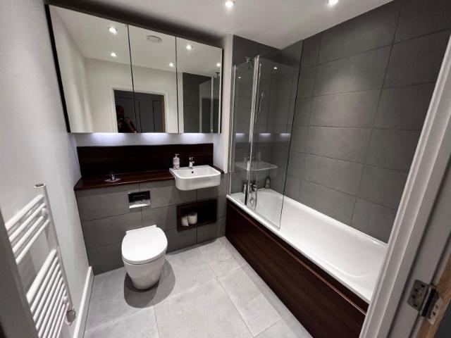 Room for rent in London Borough of Lewisham, Ladywell