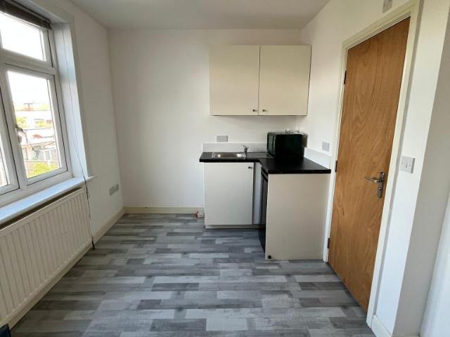Room for rent in London Borough of Redbridge, Greater London