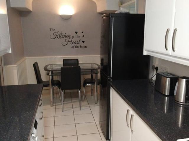 Room for rent in Calderstones