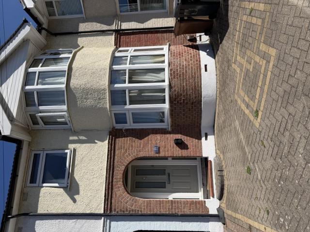 Room for rent in Highams Park, Greater London