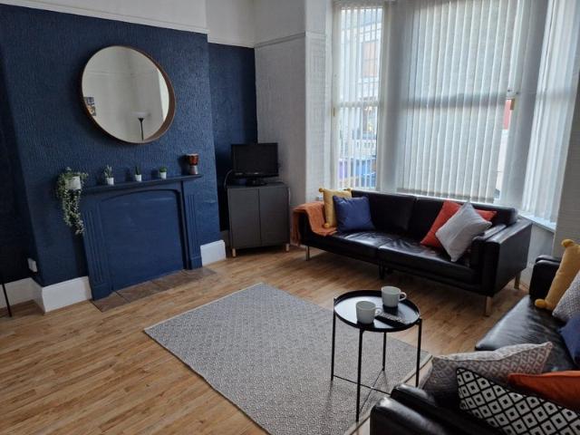 Room for rent in Calderstones