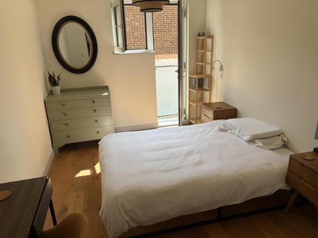 Flat for rent in Shacklewell, Greater London