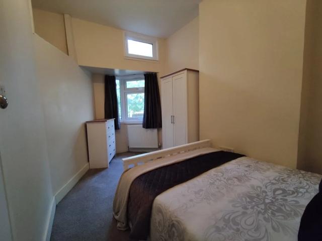 Room for rent in Monks Orchard, Kent