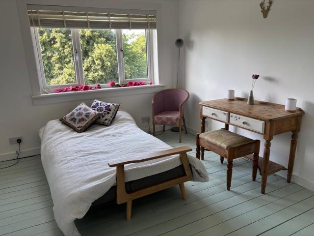 Room for rent in Milton Of Campsie, Scotland