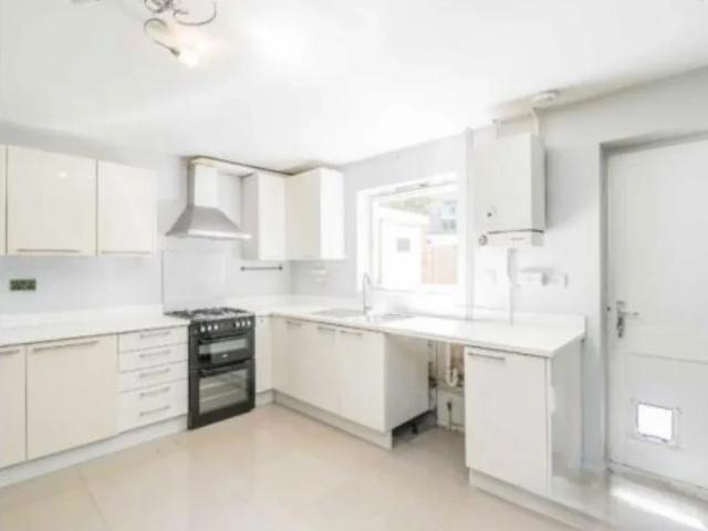 Room for rent in London Borough of Hounslow, Greater London