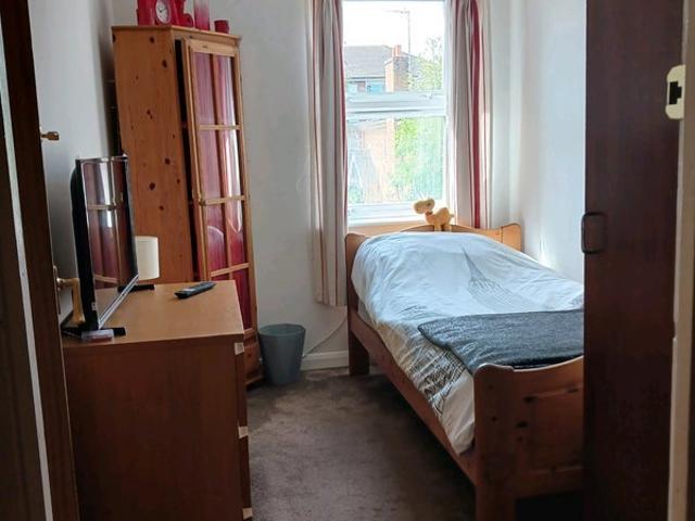 Room for rent in Branksome, Poole