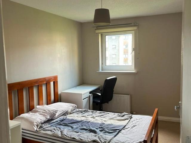 Room for rent in Calton, Scotland