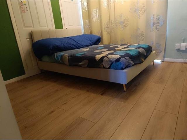Room for rent in Collier Row, Greater London