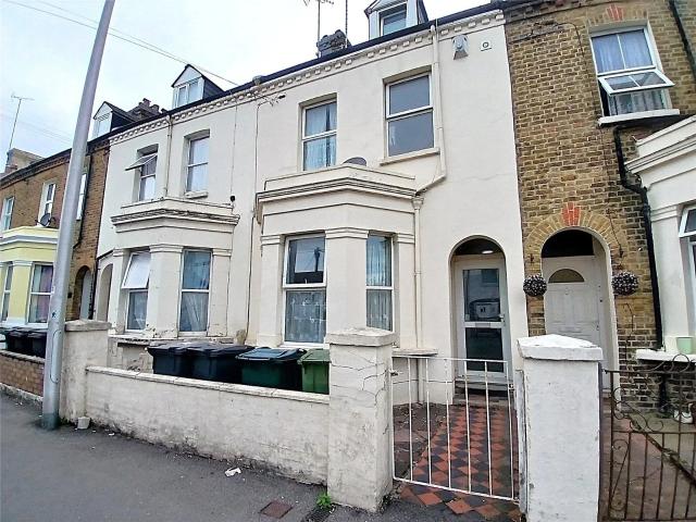 Room for rent in Upperton, Eastbourne