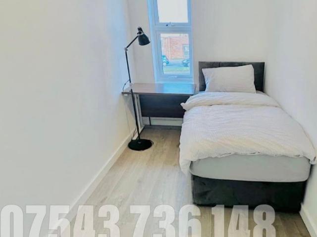 Room for rent in Branksome, Poole