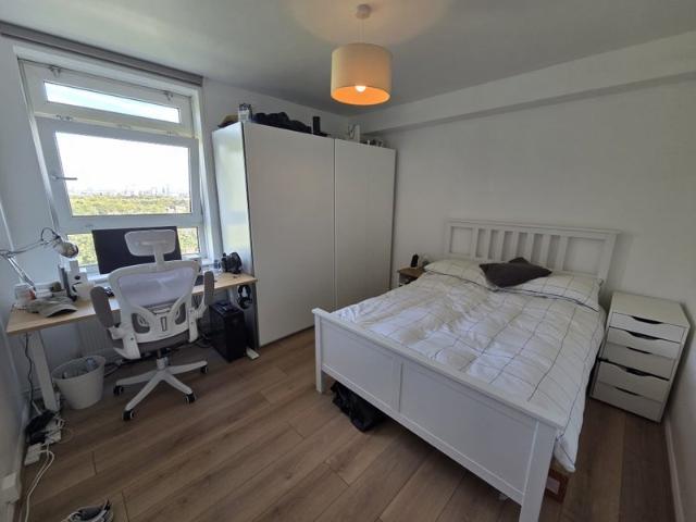 Flat for rent in London Borough of Wandsworth, Greater London
