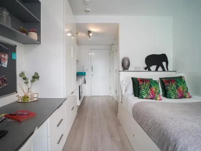 Room for rent in Bournbrook, West Midlands