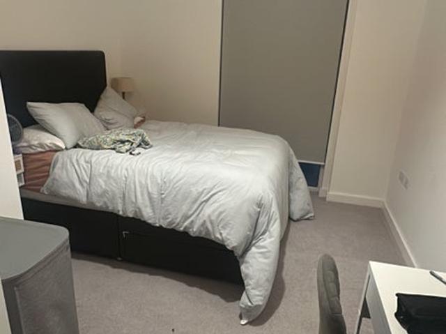 Room for rent in Earlsfield, Greater London