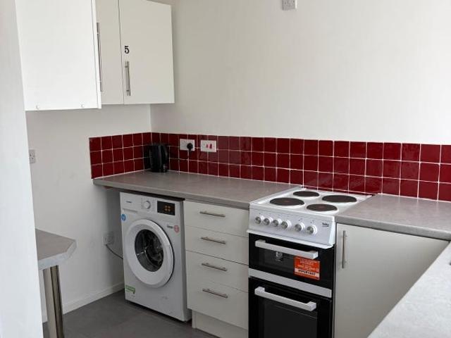 Room for rent in Stoke Pound, Bromsgrove