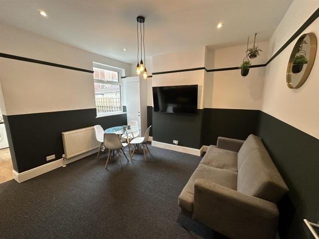 Room for rent in Feckenham, City Of Bristol