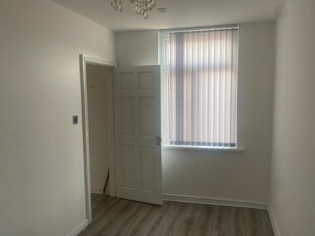 Room for rent in Lee Bank, Greater Manchester