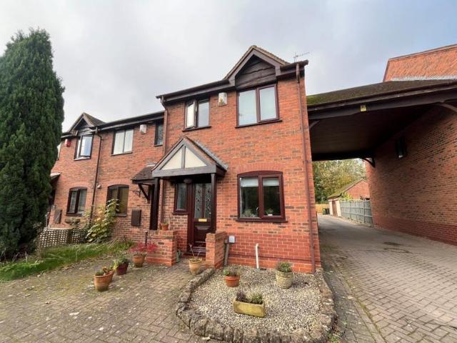 Room for rent in Green Close, Warwickshire