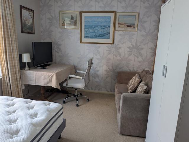 Room for rent in Calderstones