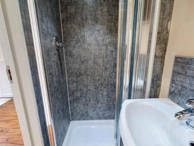 Flat for rent in Dollis Hill, Greater London