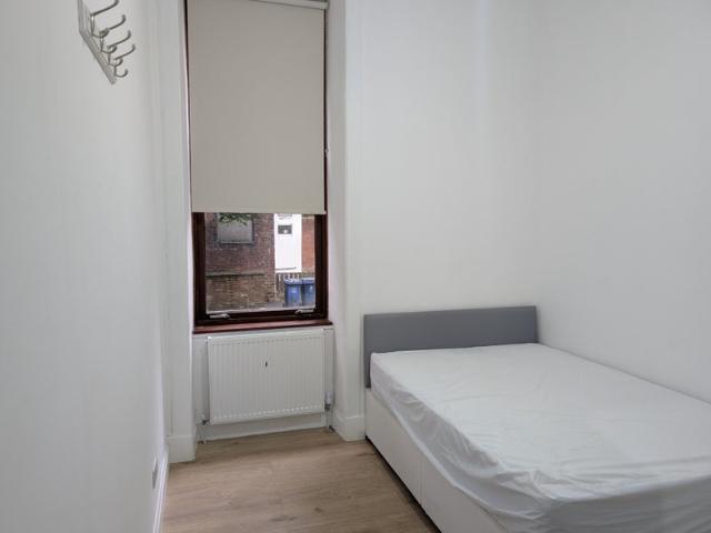 Room for rent in North Kelvinside, Glasgow
