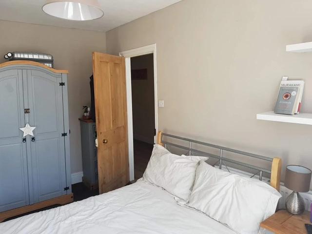 Room for rent in Brook Street, Bourne Vale