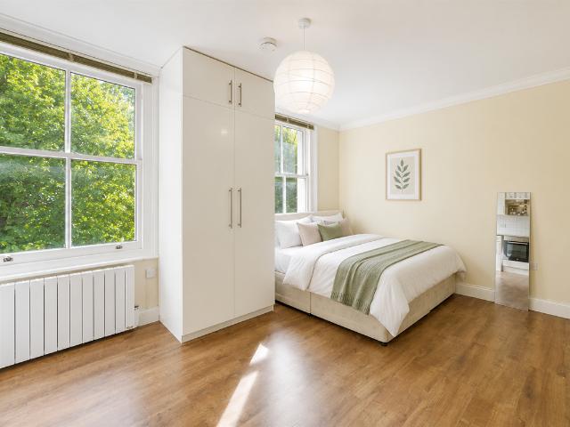 Room for rent in Harlington, South Yorkshire