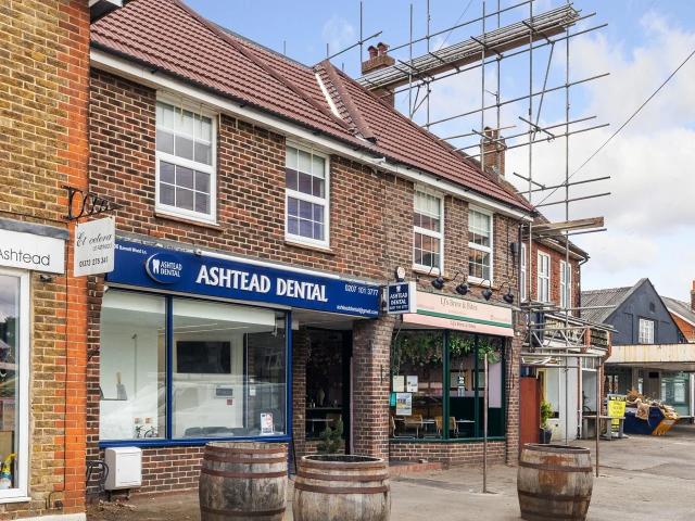 Room for rent in Pachesham Park, Surrey