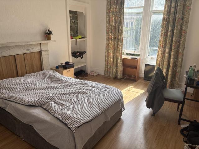 Room for rent in Woodlands, Glasgow