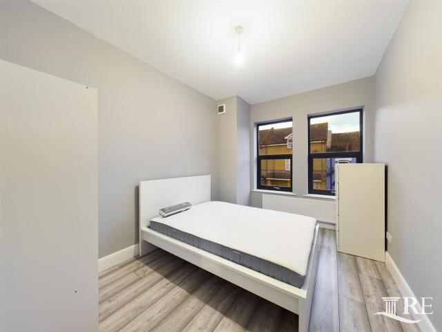Room for rent in Dudden Hill, Greater London