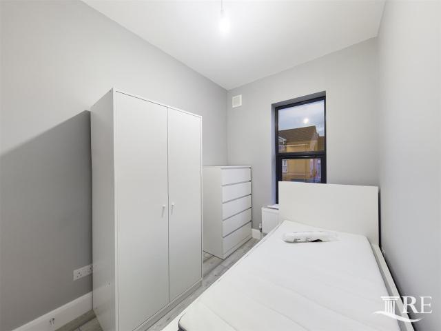Room for rent in Dudden Hill, Greater London