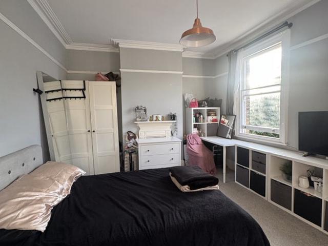 Room for rent in London Borough of Croydon, Norbury