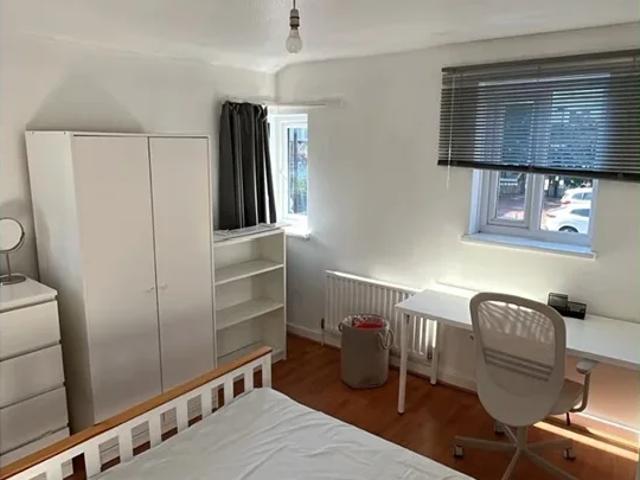 Room for rent in London Borough of Lewisham, New Cross