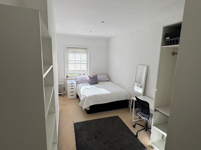 Room for rent in Woldingham, Tandridge