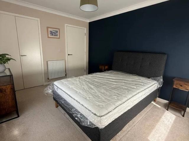 Room for rent in Charlton, Greater London