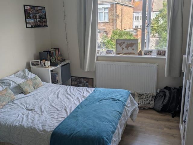 Room for rent in Scotch Estate, Greater London