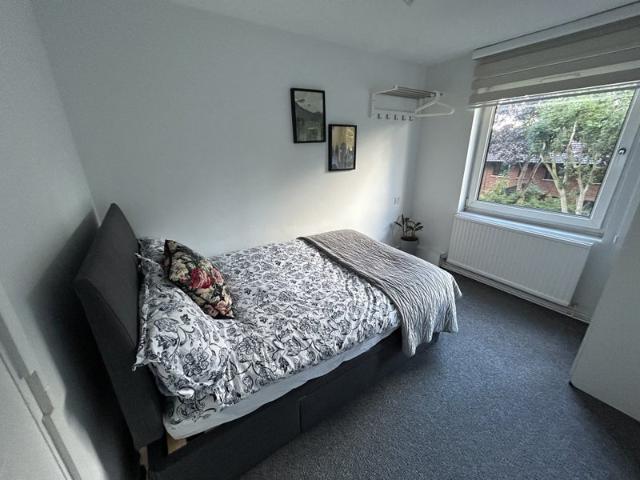 Room for rent in Barnsbury, Greater London
