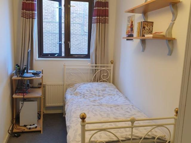 Room for rent in Barnsbury, Greater London