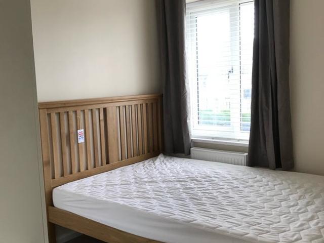 Room for rent in Calderstones