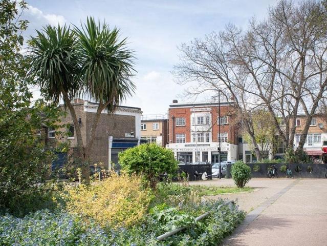Room for rent in Clapham, Greater London