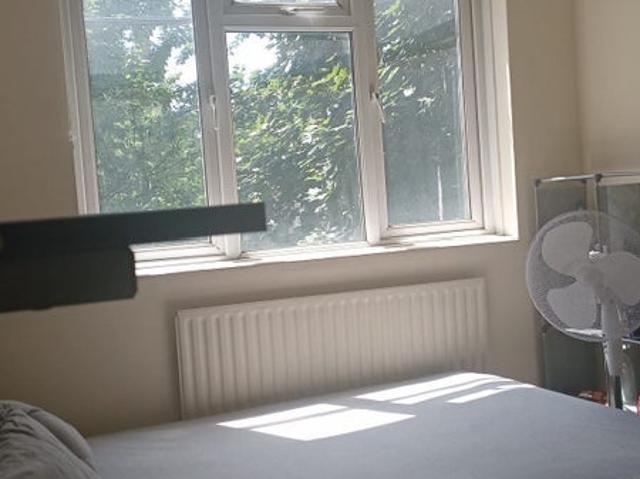 Room for rent in Oval, Greater London