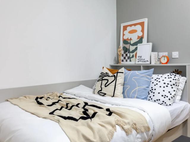 Room for rent in St Ann's, Haddon