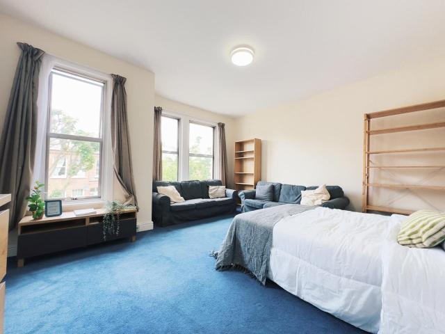Room for rent in London Borough of Wandsworth, Greater London