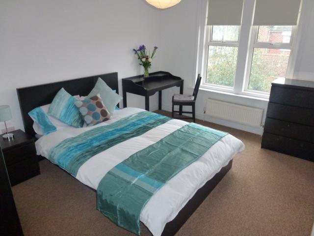 Room for rent in Penn Hill, Poole